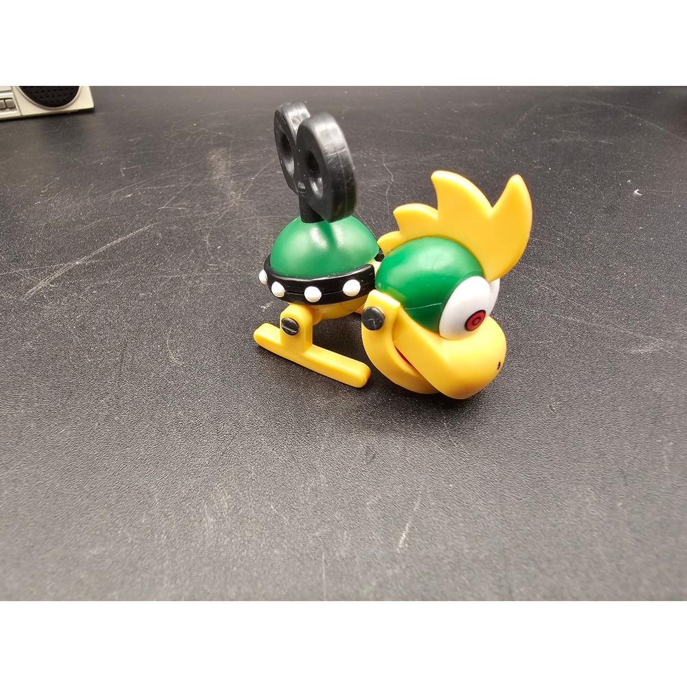 Nintendo Super Mario Bros Wind Up Koopa Troopa Walking Toy Figure Yellow Green